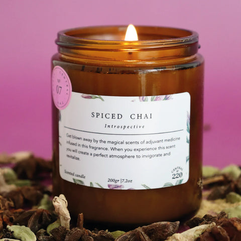 07 Spiced Chai Vela Introspección  ⁠(3 tamaños)