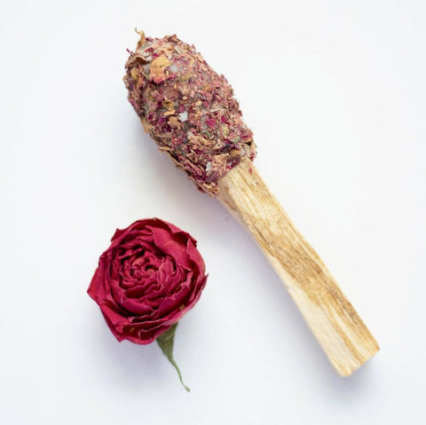 Palo Santo con Rosas